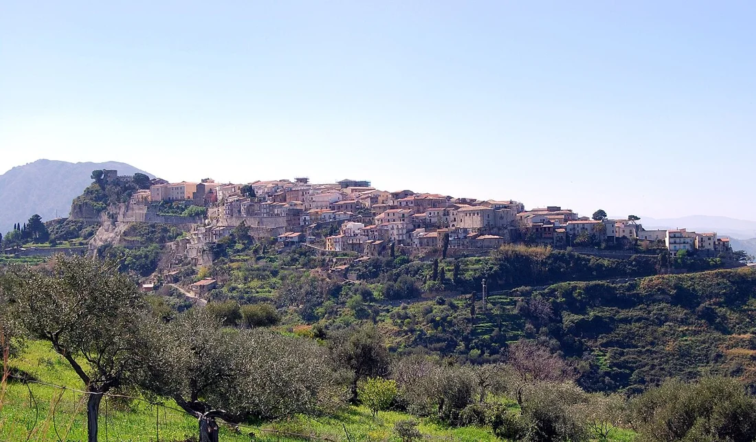 Veduta di Castroreale