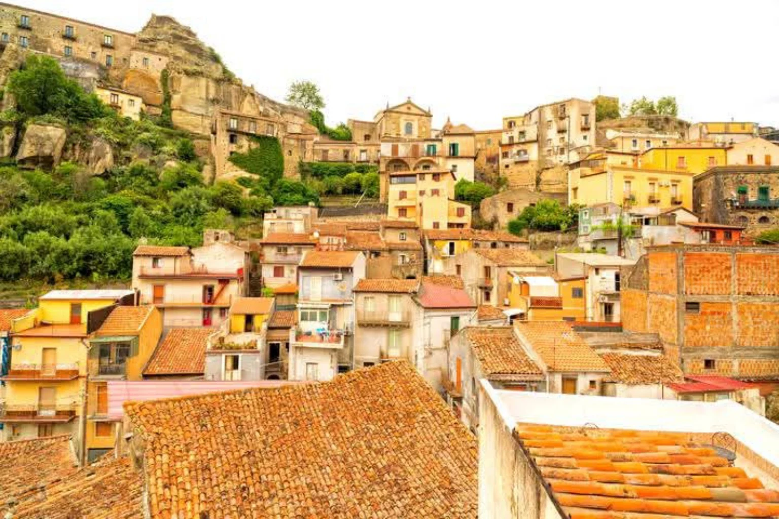 Borgo siciliano in evidenza