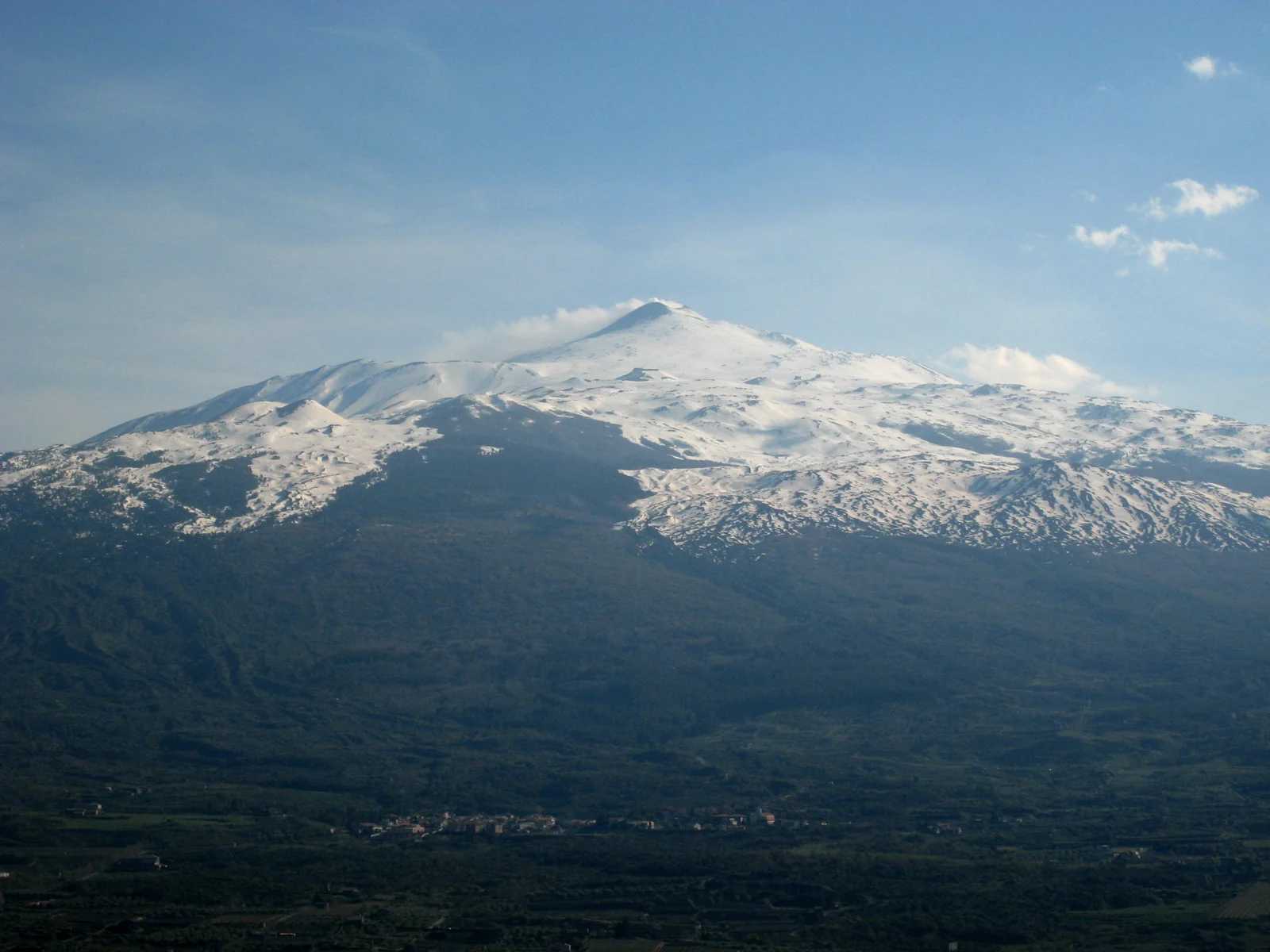 Moio Alcantara e l’Etna visti da Monte Mojo